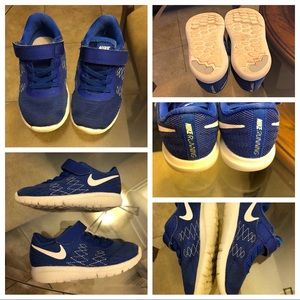Nike toddler shoes